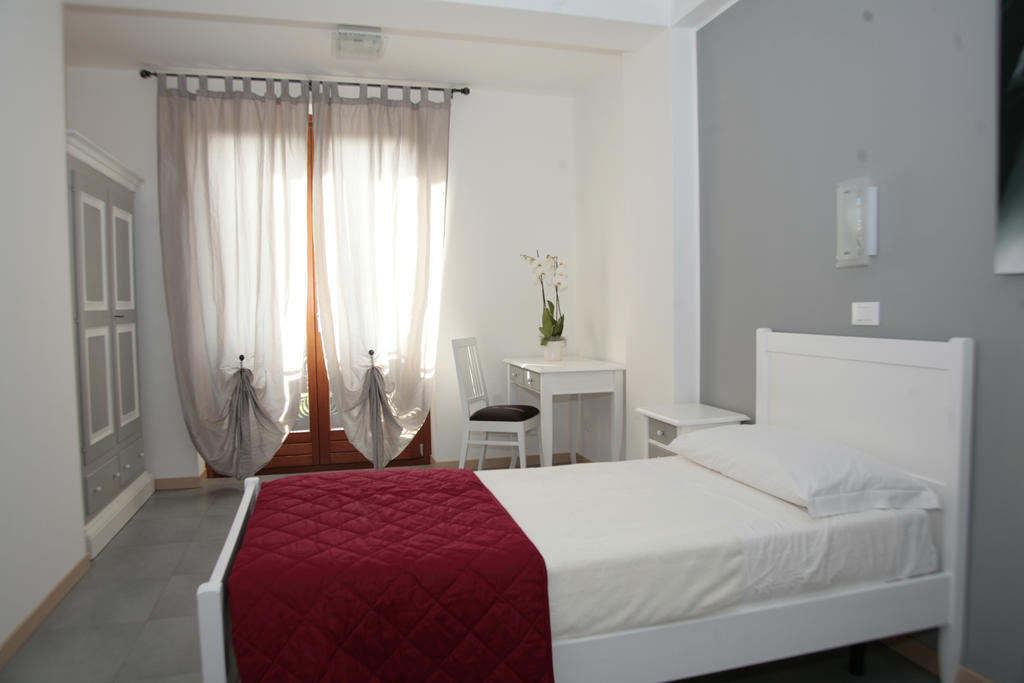 Bed & Breakfast Nettuno Comun Nuovo Bilik gambar